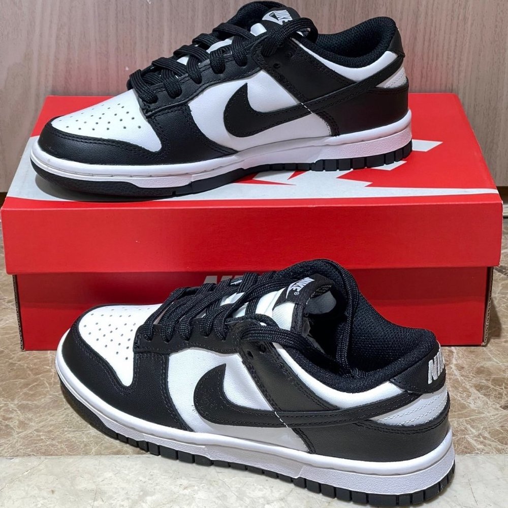 Women's Dunk Black & White Panda Sneakers